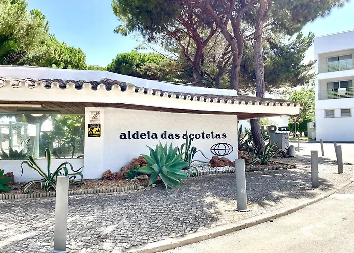 Apartman Acoteias Design By Homing